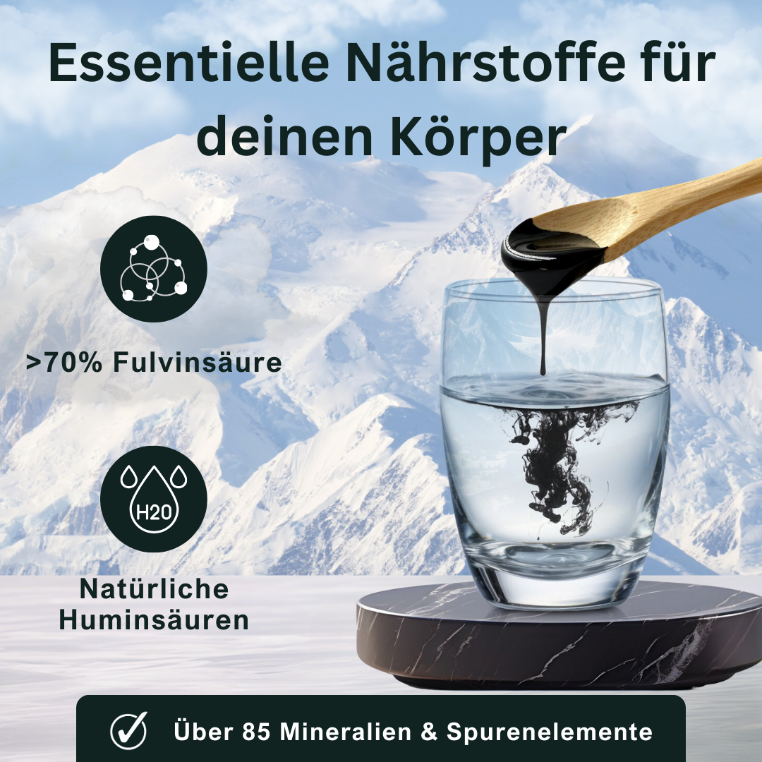 Flüssiges Shilajit mit über 70 % Fulvinsäure wird in ein Glas Wasser gegeben, natürliche Huminsäuren und über 85 Mineralstoffe zur täglichen Nährstoffversorgung.